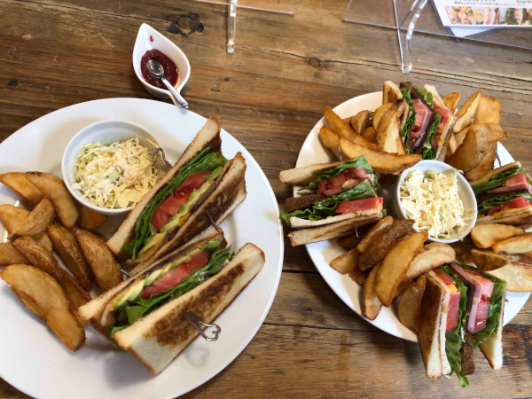 sandwiches from ignition switch at hakata, fukuoka