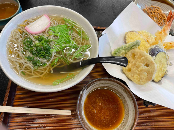 soba from kaiseki teuchi soba kyoya at koishiwara, fukuoka